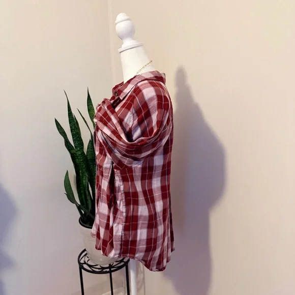 SO | Maroon and White Plaid Shirt - Picture 2 of 9